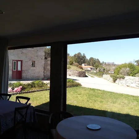 بيت ضيافة Casas Do Eido E Casa Da Viuva