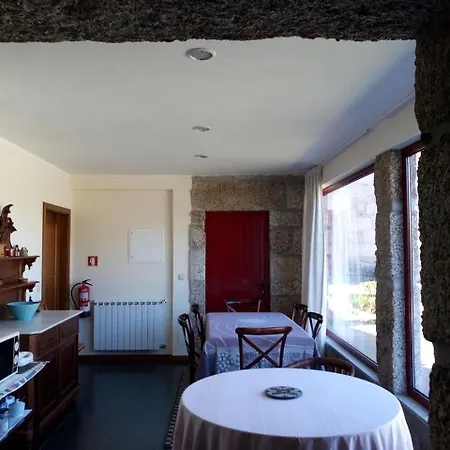 Casas Do Eido E Casa Da Viuva 塞洛里库迪巴什图