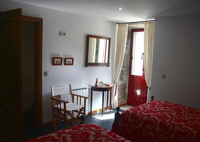 Casas Do Eido E Casa Da Viuva