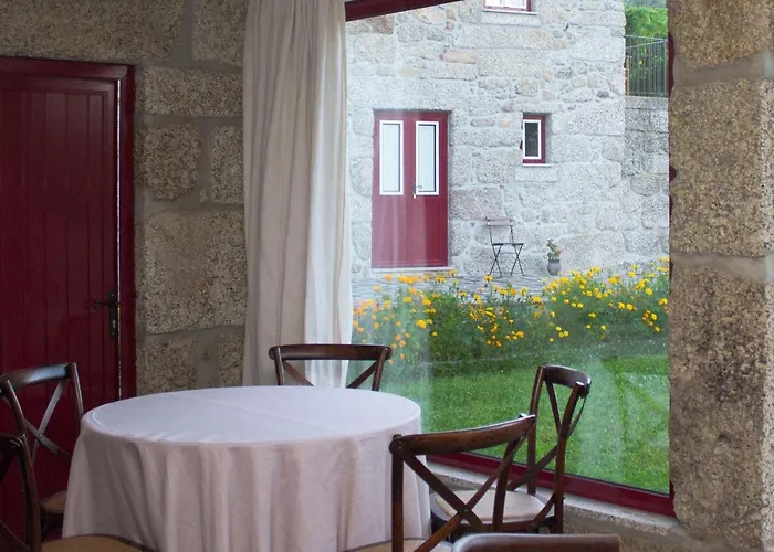 Gasthuis Casas Do Eido E Casa Da Viuva *