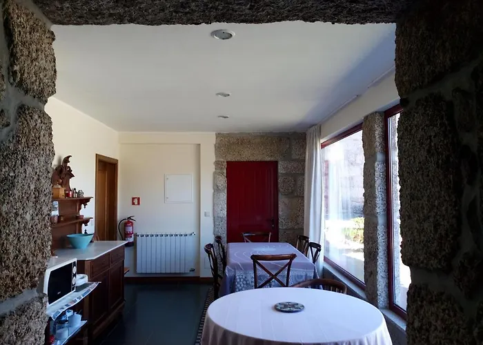 Casas Do Eido E Casa Da Viuva Celorico De Basto